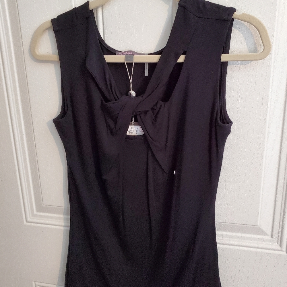 (NWT) Women's Cross-Front Tank